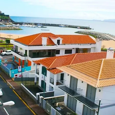 V.i.p. Baia * Machico