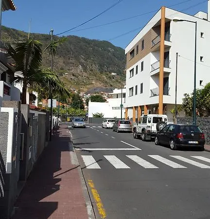 Apartman Beachfront Penthouse With Panoramic Ocean-view Terrace Vip Baia