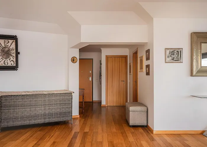 Beachfront Penthouse With Panoramic Ocean-view Terrace Vip Baia *