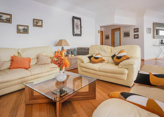 Beachfront Penthouse With Panoramic Ocean-view Terrace Vip Baia Machico (Madeira)