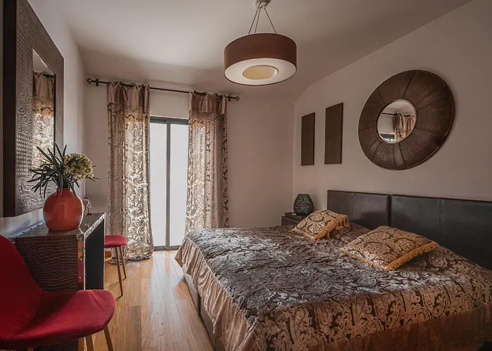 Beachfront Penthouse With Panoramic Ocean-view Terrace Vip Baia * Machico (Madeira)