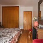 Beachfront Penthouse With Panoramic Ocean-view Terrace Vip Baia *