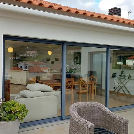 Beachfront Penthouse With Panoramic Ocean-View Terrace Vip Baia Apartment *