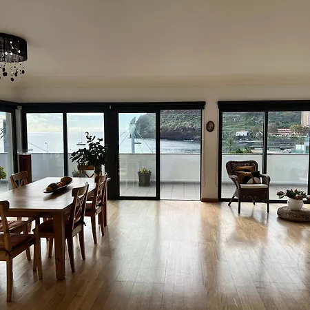 Apartment Beachfront Penthouse With Panoramic Ocean-View Terrace Vip Baia