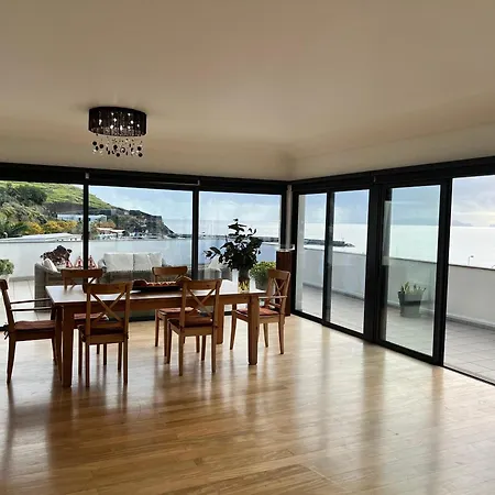 Beachfront Penthouse With Panoramic Ocean-View Terrace Vip Baia * Machico (Madeira)
