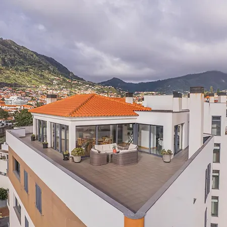 Apartment Beachfront Penthouse With Panoramic Ocean-View Terrace Vip Baia *