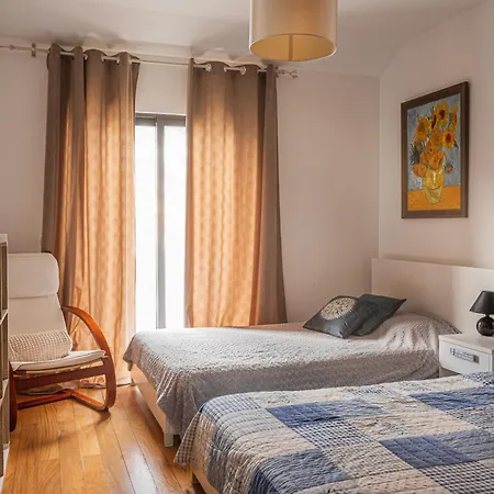 Beachfront Penthouse With Panoramic Ocean-view Terrace Vip Baia Appartement Machico (Madeira)