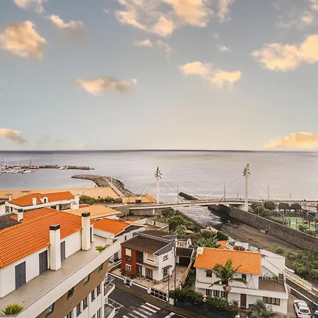 Beachfront Penthouse With Panoramic Ocean-view Terrace Vip Baia Appartement Machico (Madeira)