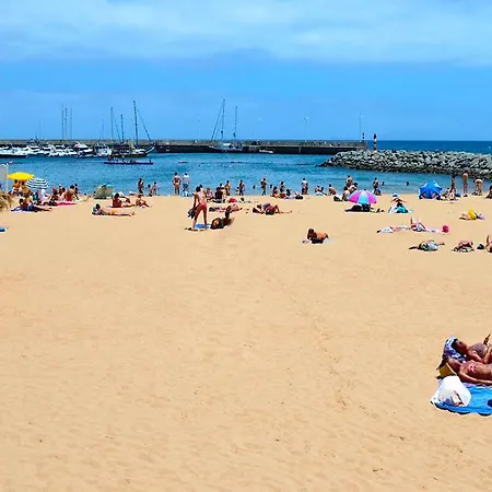 Beachfront Penthouse With Panoramic Ocean-View Terrace Vip Baia