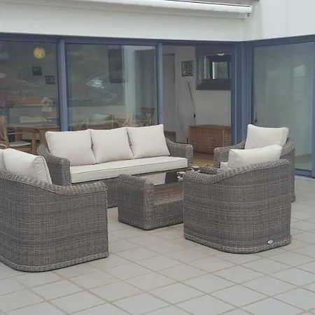 Beachfront Penthouse With Panoramic Ocean-View Terrace Vip Baia