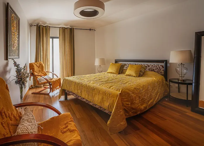 Beachfront Penthouse With Panoramic Ocean-view Terrace Vip Baia Apartamento Machico (Madeira)