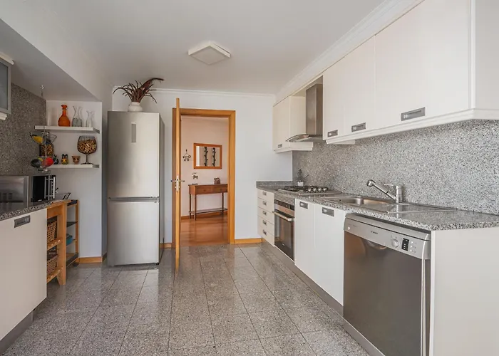 Beachfront Penthouse With Panoramic Ocean-view Terrace Vip Baia Apartamento *