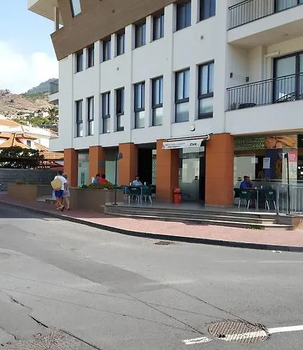 Beachfront Penthouse With Panoramic Ocean-view Terrace Vip Baia Apartamento Machico (Madeira)